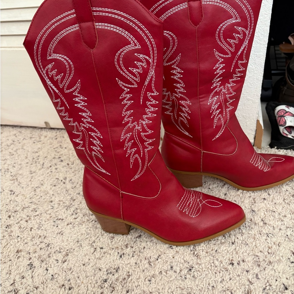 Red Western Cowboy Boots - Picture 5 of 5
